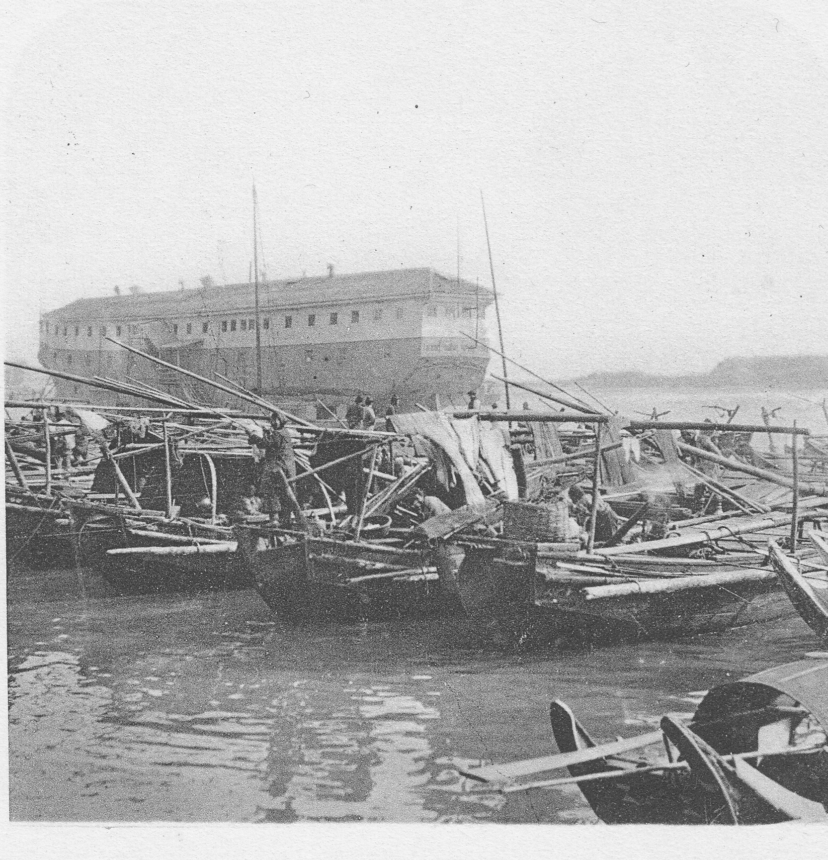 Dschunken im Hafen von Shanghai um 1907
