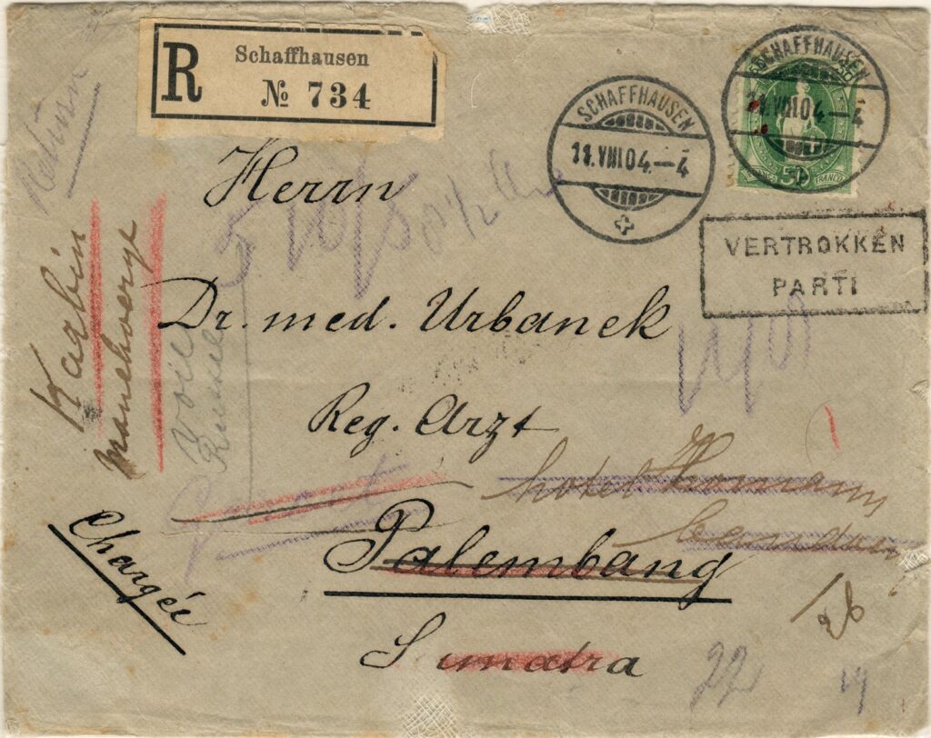 Vorderseite des Einschreibebriefs von 1904, adressiert an Dr. med. Urbanek in Palembang